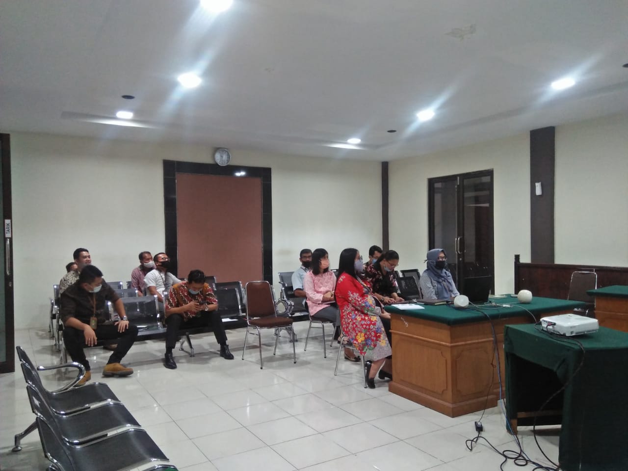Teleconference Ketua Pengadilan Tinggi Medan dengan Ketua Pengadilan Negeri Balige
