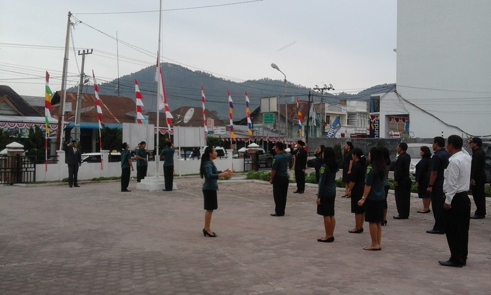 Upacara Peringatan HUT RI yang Ke-71 di Pengadilan Negeri Balige